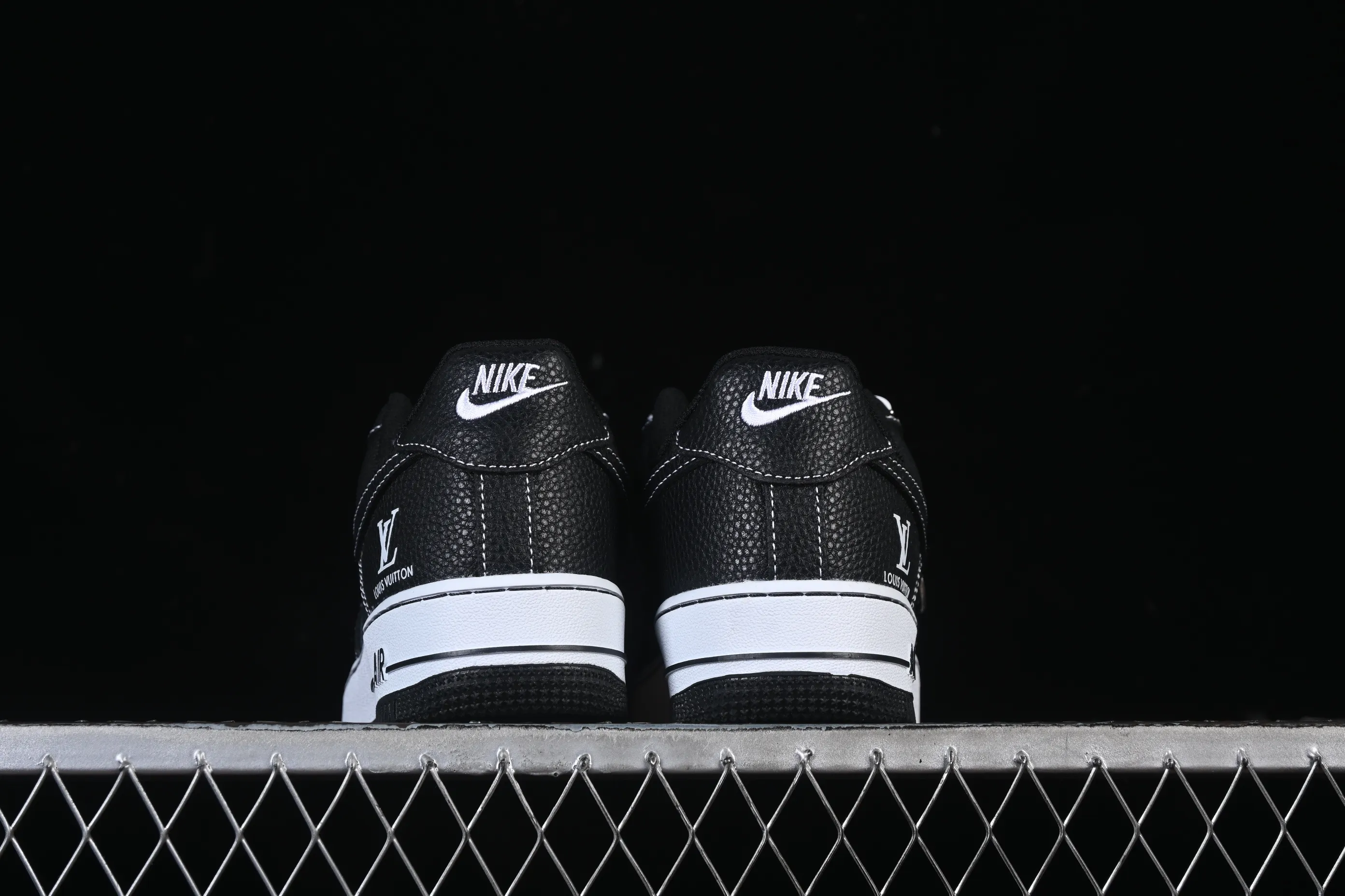 All categories Nk Air Force 1 Air Force series Nk Air Force 1 Low Air Force low-top Nike Air Force 1'07 Low LV joint checkered black pebbles Air Force 1 low-top casual sneakers CZ3986-001